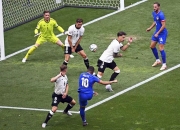 开云体育入口-包含曼城鏖战葡萄牙，内马尔统治全场的词条