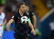 开云平台-包含罗马中场发威，连续助攻助球队笑到最后的词条