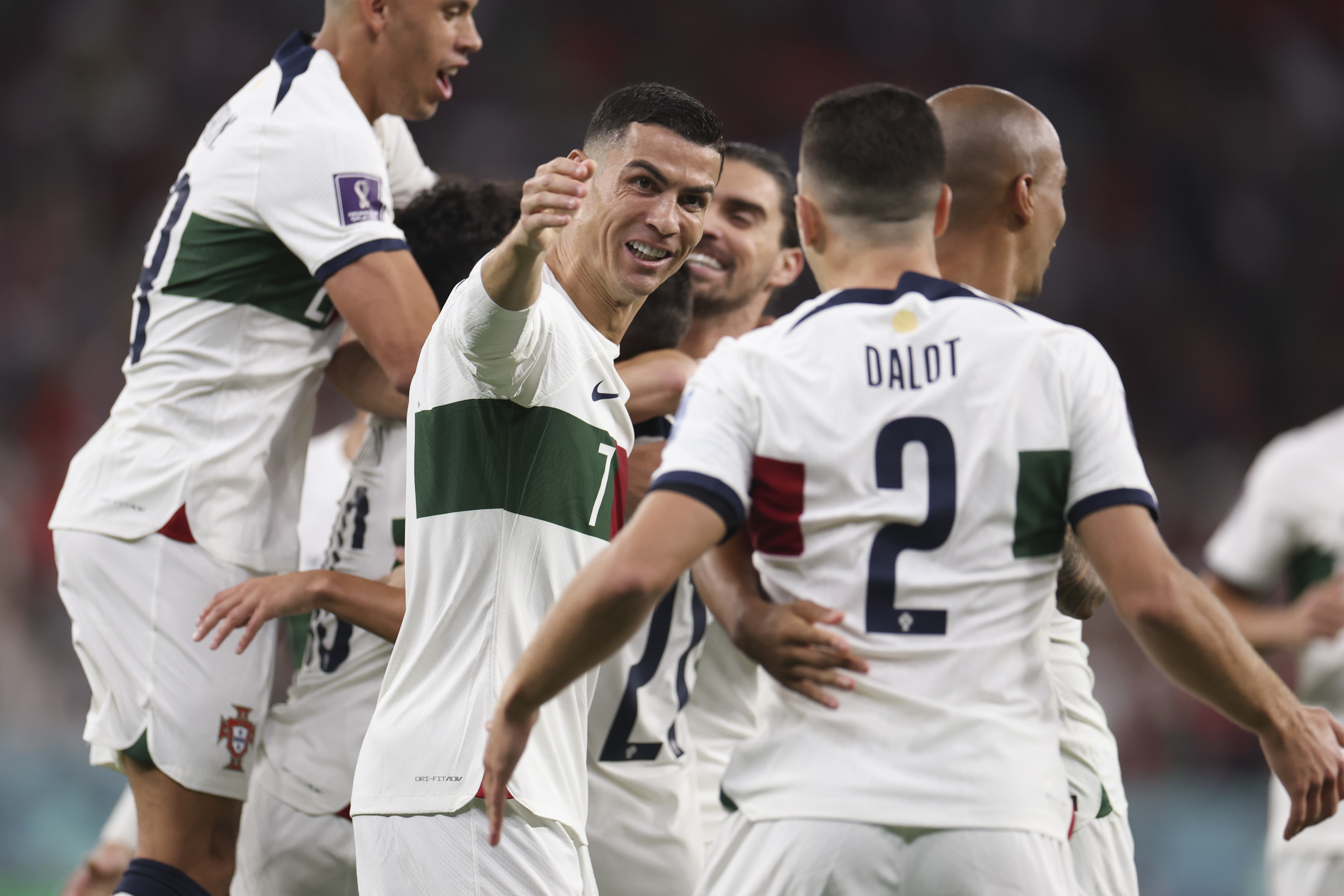 关于葡萄牙队团结一致,展现强大实力晋级的信息 关于葡萄牙队团结一致,展现强大实力晋级的信息