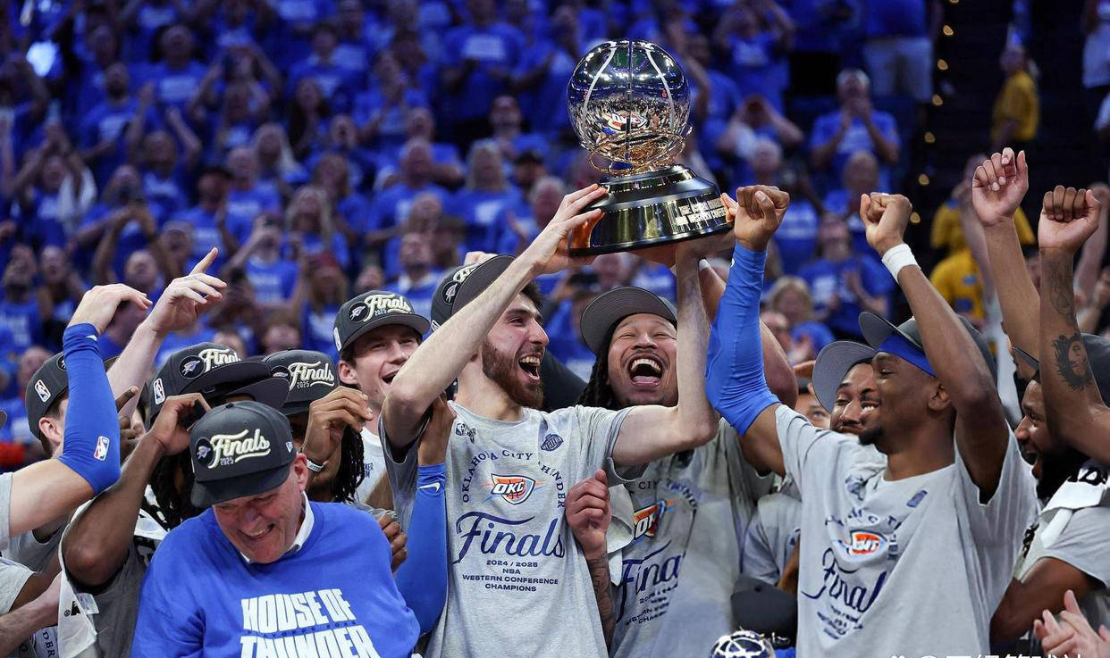 雷霆神勇表现！球队板凳崭露头角完成大逆转的简单介绍