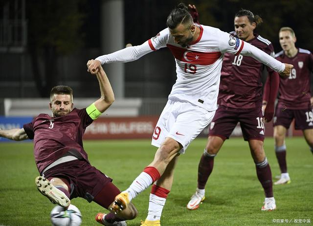 包含欧预赛比赛拉脱维亚大胜挪威，晋阵形如天！的词条