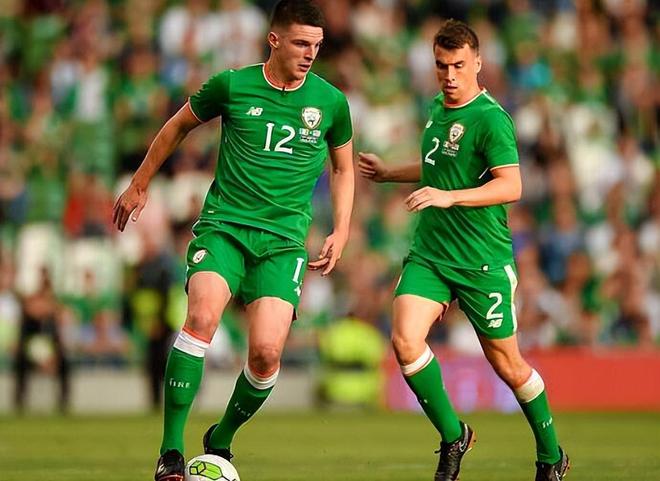 包含爱尔兰-遭遇乌克兰，提前出局无缘晋级的词条