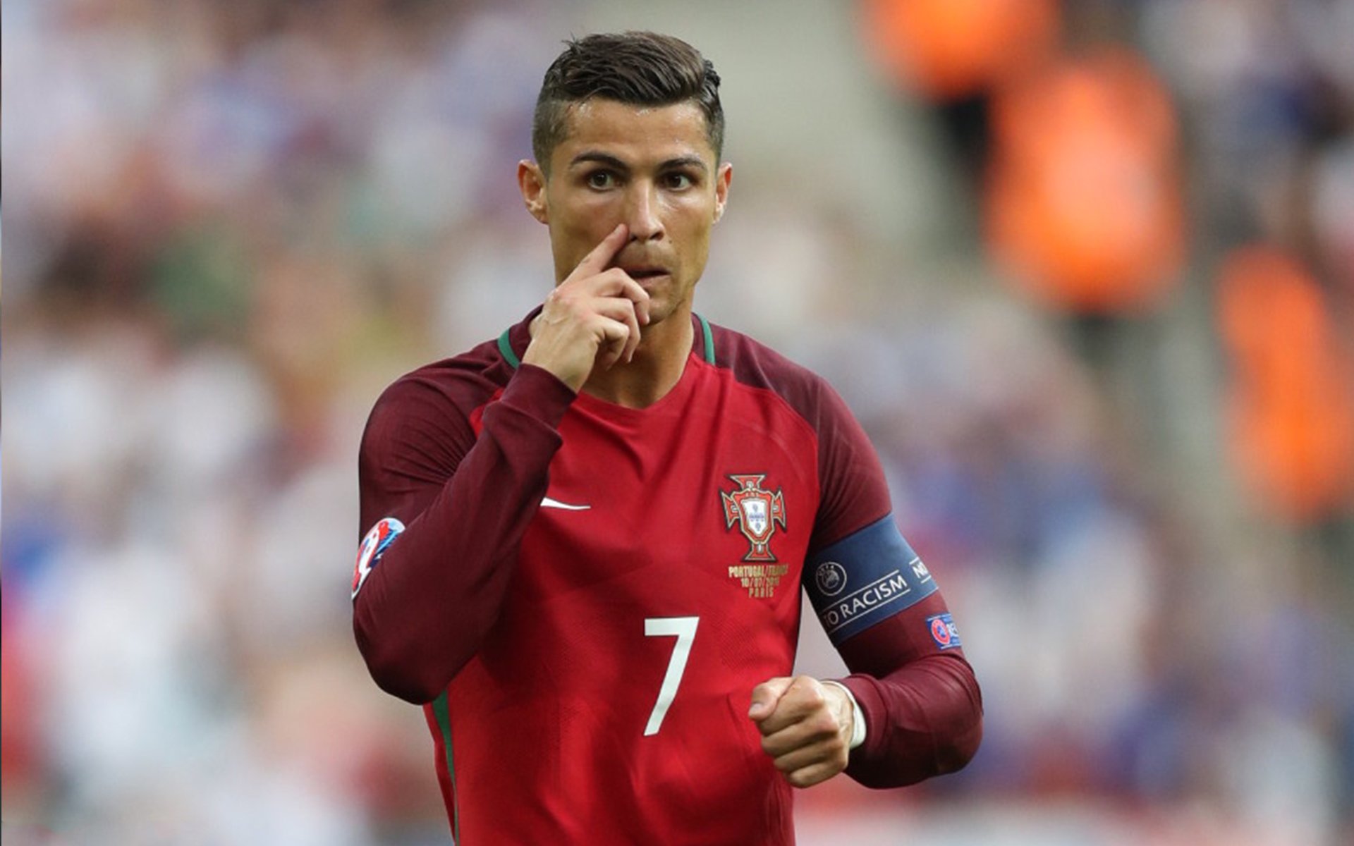 铁卫锋芒破长夜，布雷默一锤定音助乌拉圭惊险夺冠