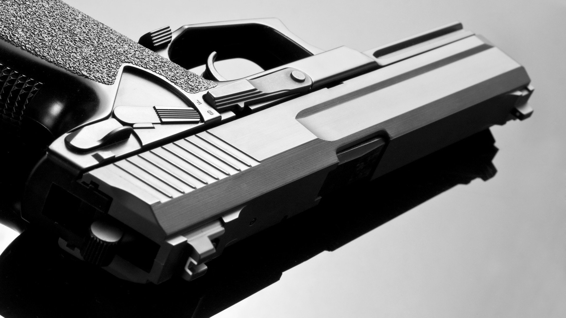 中场刺客,楚阿梅尼在无声处为尤文谱写的里昂镇压曲